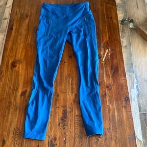 Lululemon size 6